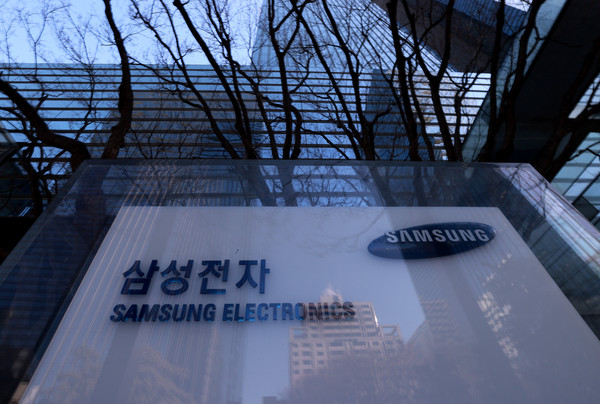 뇌물공여 혐의로 징역 2년 6개월을 선고 받은 삼성 이재용 부회장(출처=연합뉴스)