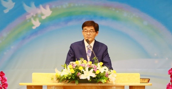 설교 중인 박영우 목사 (출처=광주안디옥교회 홈페이지)